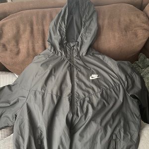 Nike windbreaker. Great condition.